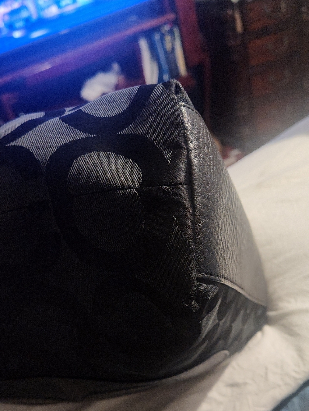 Coach Laura Signature Canvas & Leather Tote with Embossed Patch Retail $499 - Picture 4 of 11